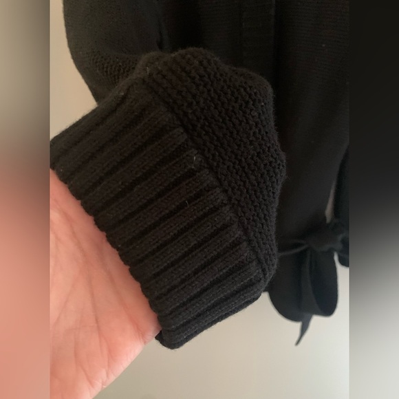 Womens Banana Republic Black Merino Wool Long Sleeve Button Warm Heavy Sweater M - Picture 3 of 10